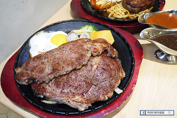基隆牛排推薦【月之牛炙燒牛排專賣店】比臉大肋眼牛排/基隆美食