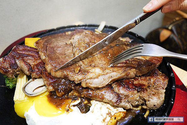 基隆牛排推薦【月之牛炙燒牛排專賣店】比臉大肋眼牛排/基隆美食