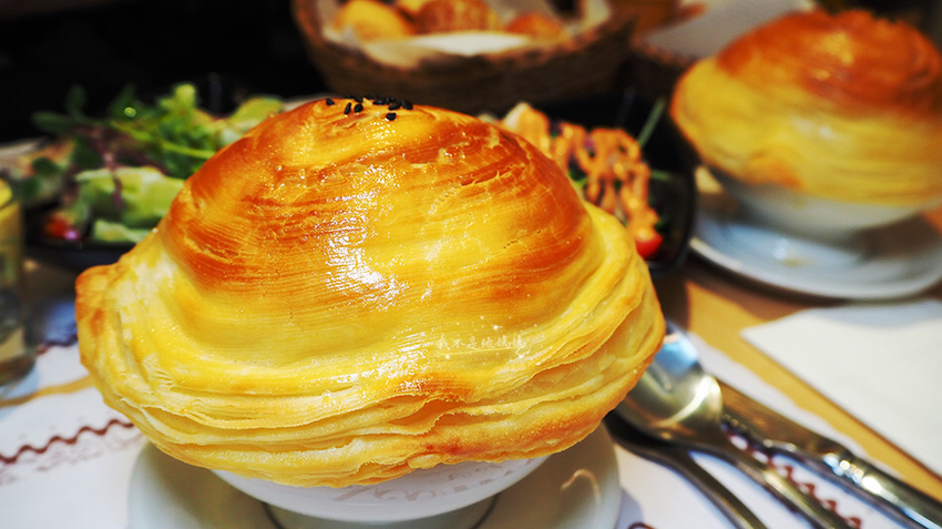 月之牛炙燒牛排專賣店 基隆廟口牛排,基隆廟口高CP值牛排,基隆廟口平價牛排,基隆愛二路,基隆愛二路美食,月桂炭火燒肉,豚野燒肉,基隆炙燒牛排,基隆廟口炙燒牛排