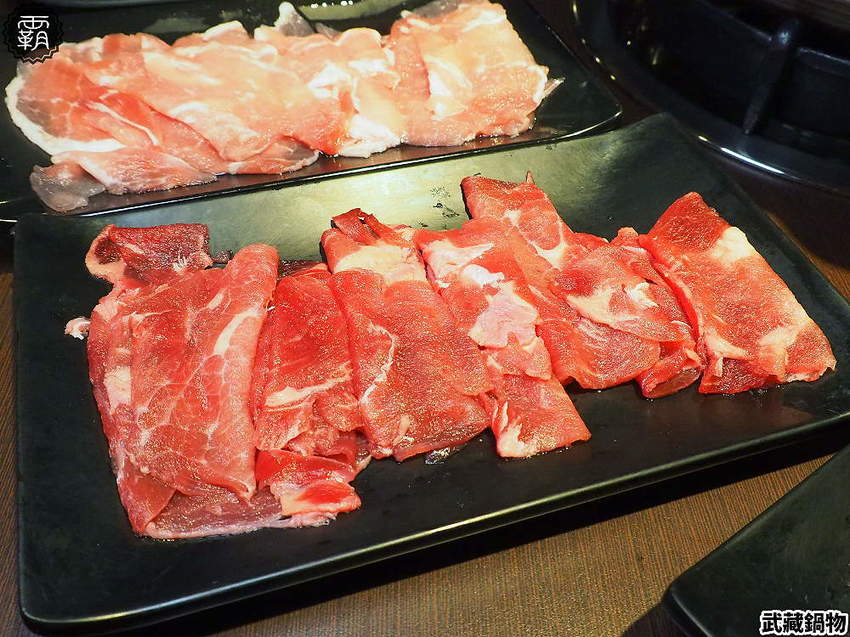 平價石頭火鍋,武藏鍋物新開幕!開鍋百元可任選肉盤一份,打卡再送一盤肉!