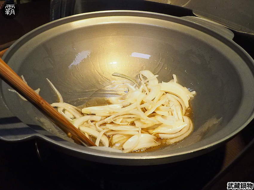 平價石頭火鍋,武藏鍋物新開幕!開鍋百元可任選肉盤一份,打卡再送一盤肉!