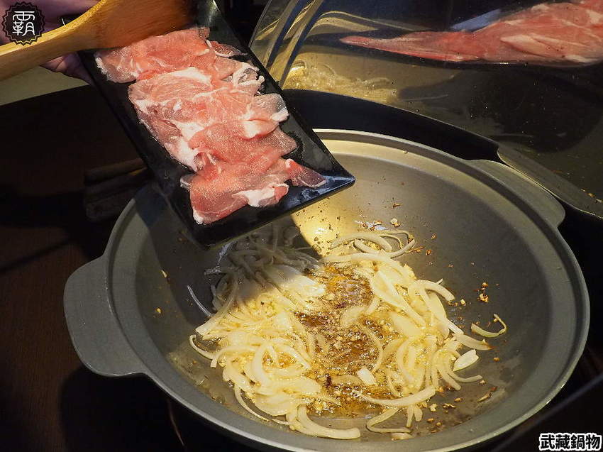 平價石頭火鍋,武藏鍋物新開幕!開鍋百元可任選肉盤一份,打卡再送一盤肉!
