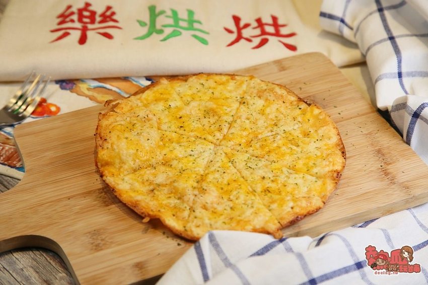 【台南美食】這真的不是pizza！日式小攤車上販售美味平價明太子烤餅：日式明太子起司烤餅 - 熱血玩台南。跳躍新世界