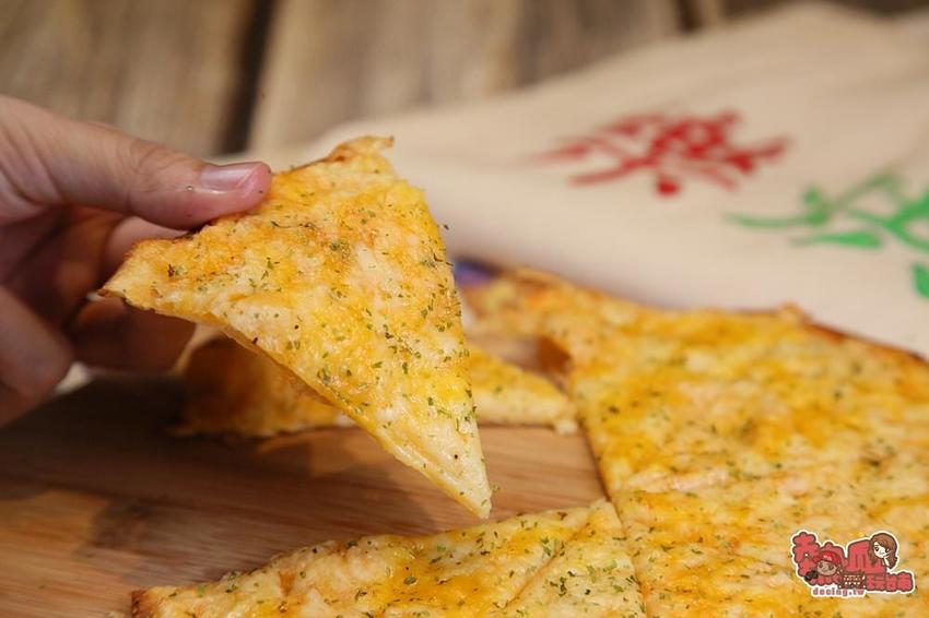 【台南美食】這真的不是pizza！日式小攤車上販售美味平價明太子烤餅：日式明太子起司烤餅 - 熱血玩台南。跳躍新世界