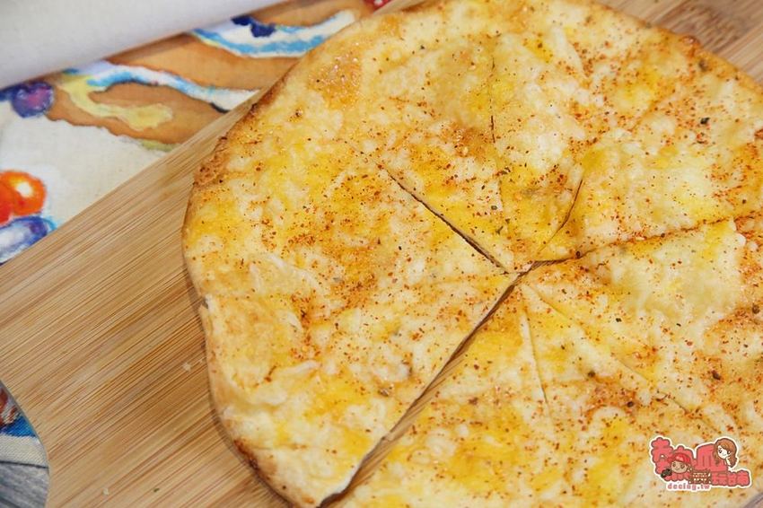 【台南美食】這真的不是pizza！日式小攤車上販售美味平價明太子烤餅：日式明太子起司烤餅 - 熱血玩台南。跳躍新世界