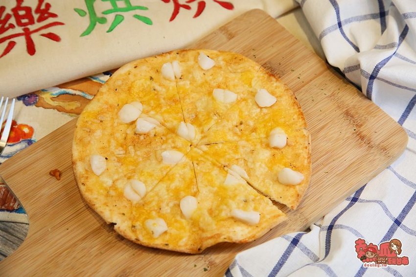 【台南美食】這真的不是pizza！日式小攤車上販售美味平價明太子烤餅：日式明太子起司烤餅 - 熱血玩台南。跳躍新世界