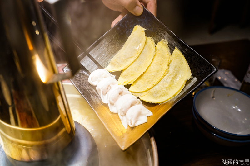 [台北大安區火鍋]何善之精緻火鍋2020新登場- 酸菜白肉鍋 自家醃漬滋味圓潤不死酸 炭燒火鍋熱力十足  設有排煙設備   焦志方焦哥串門子啦  大安區美食 台北火鍋