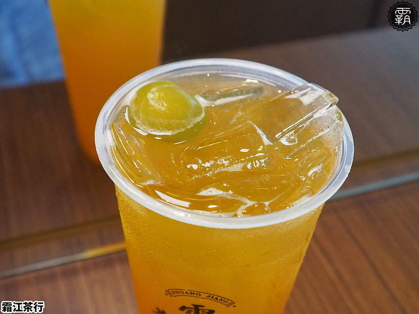 復刻台灣老茶行，霜江茶行，老派飲品添新意，脆梅綠、冬瓜蜜百香酸甜沁涼～