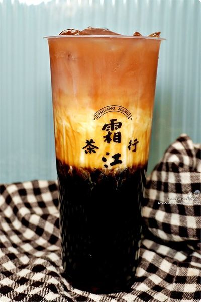 廟東夜市美食 豐原美食 霜江茶行豐原菜單必喝推薦menu 手搖飲料 飲料店 芝士奶霜 杭菊 布丁奶茶 黑糖珍珠鮮奶 百香果 人氣店DSC08407.JPG