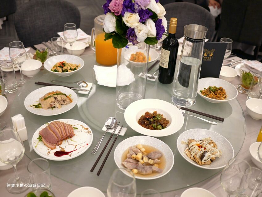 【台中美食】萊特薇庭台中最美的飯店式宴會餐廳，人生最重要決定就在這舉行吧！婚宴辦桌桌菜菜色心得分享紀錄。 @熊寶小榆の旅遊日記
