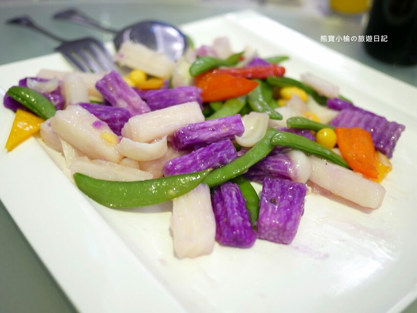 【台中美食】萊特薇庭台中最美的飯店式宴會餐廳，人生最重要決定就在這舉行吧！婚宴辦桌桌菜菜色心得分享紀錄。 @熊寶小榆の旅遊日記