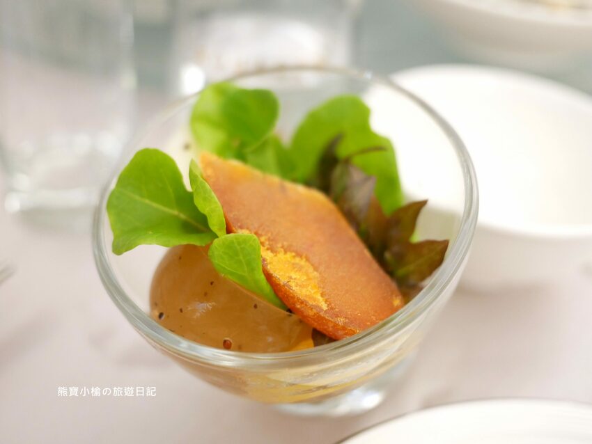 【台中美食】萊特薇庭台中最美的飯店式宴會餐廳，人生最重要決定就在這舉行吧！婚宴辦桌桌菜菜色心得分享紀錄。 @熊寶小榆の旅遊日記