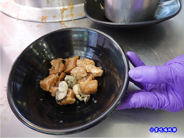 中碗內用料放碗底-無敵號綜合麵線.jpg