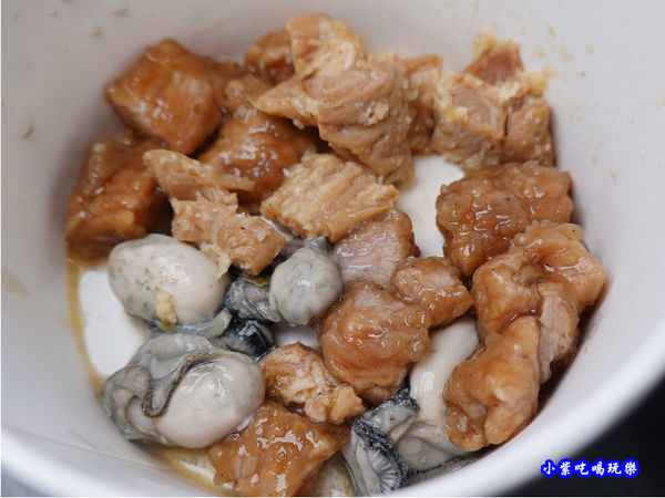 外帶綜合麵線-無敵號赤肉大腸蚵仔麵線 (5).jpg