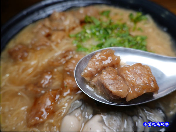 綜合麵線-無敵號赤肉大腸蚵仔麵線 (1).jpg