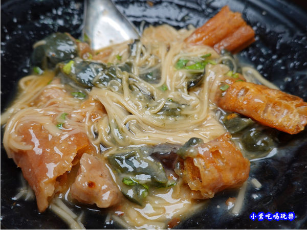 港式麵線-無敵號赤肉大腸蚵仔麵線 (6).jpg