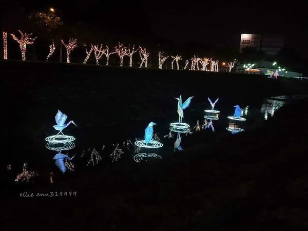 /tmp/phpeRBd6l /tmp/phpeRBd6l