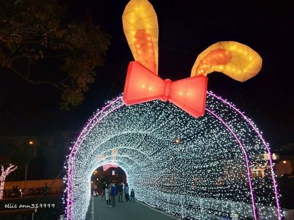 /tmp/phpee77S4 /tmp/phpee77S4