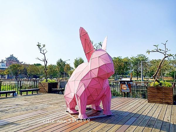 /tmp/phpn5B8gd /tmp/phpn5B8gd