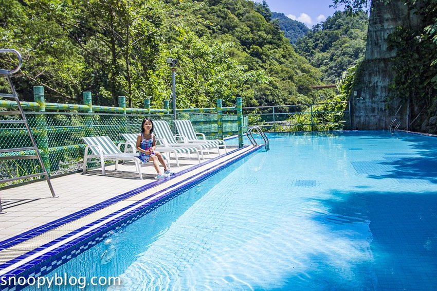【台中親子飯店】統一渡假村谷關溫泉養生會館|谷關親子飯店~兒童遊戲室、室內水療SPA、溪谷泳池、露天風呂…親子玩樂泡湯度假推薦