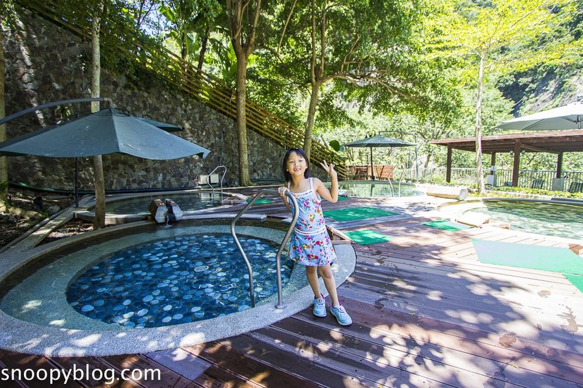 【台中親子飯店】統一渡假村谷關溫泉養生會館|谷關親子飯店~兒童遊戲室、室內水療SPA、溪谷泳池、露天風呂…親子玩樂泡湯度假推薦