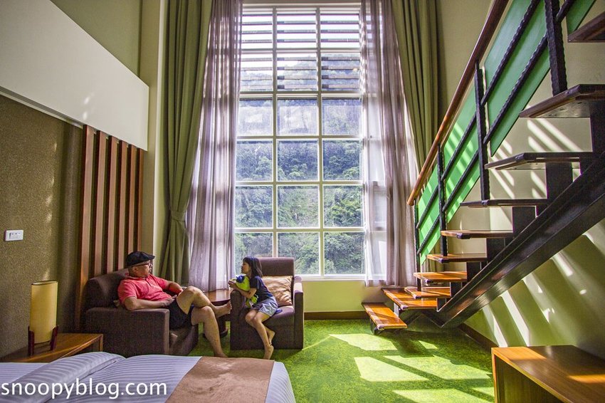 【台中親子飯店】統一渡假村谷關溫泉養生會館|谷關親子飯店~兒童遊戲室、室內水療SPA、溪谷泳池、露天風呂…親子玩樂泡湯度假推薦