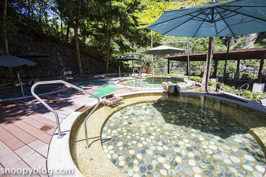 【台中親子飯店】統一渡假村谷關溫泉養生會館|谷關親子飯店~兒童遊戲室、室內水療SPA、溪谷泳池、露天風呂…親子玩樂泡湯度假推薦