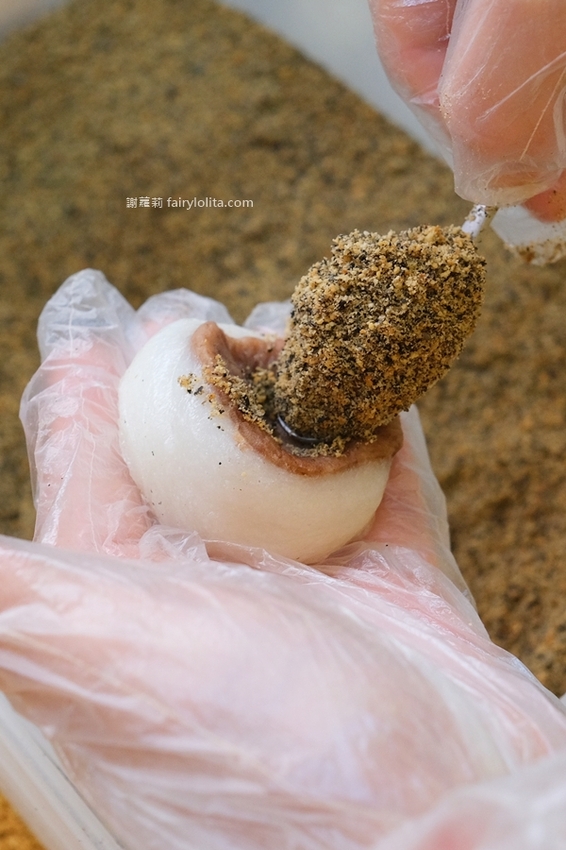 芳塢碼頭專業麻糬。台中伴手禮推薦 12年傳統古早味手工麻糬,一咬就爆餡! @蹦啾♥謝蘿莉 La vie heureuse