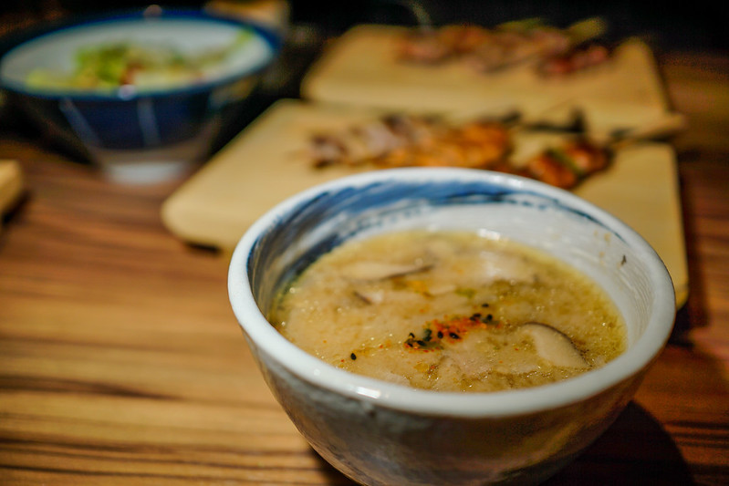 雞的燒鳥（鶏の焼き鳥-串燒專門店）│三重國小站美食│三重頂級串燒居酒屋，高CP，酒水好喝