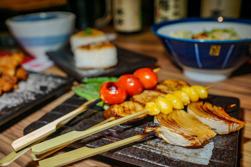 雞的燒鳥（鶏の焼き鳥-串燒專門店）│三重國小站美食│三重頂級串燒居酒屋，高CP，酒水好喝