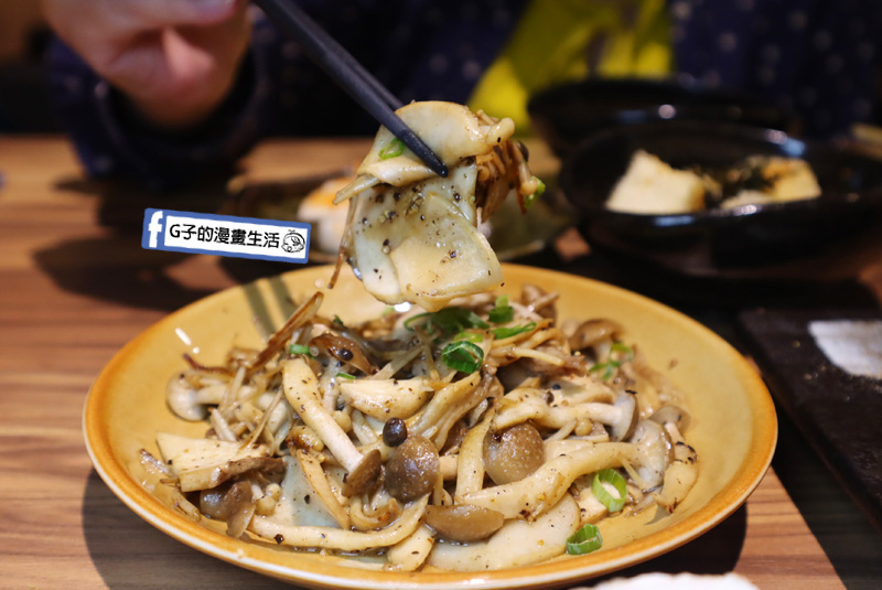 【三重串燒】雞的燒鳥（鶏の焼き鳥-串燒專門店)居酒屋.日本生啤便宜.三重國小捷運站對面