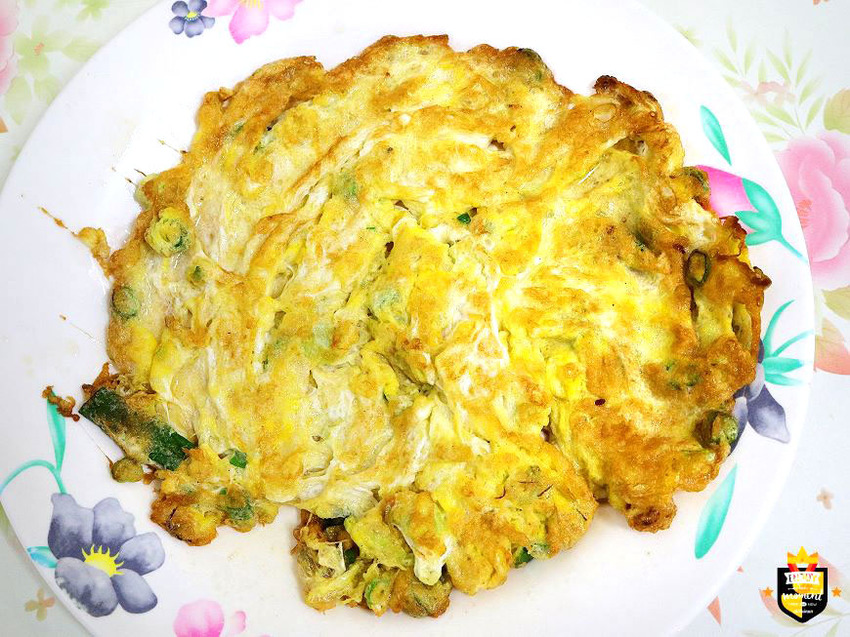 台南小吃/傳統古早味飯桌仔/還沒開店就排隊/無店名飄香10多年/在地老饕口袋名單/價格親民食材新鮮