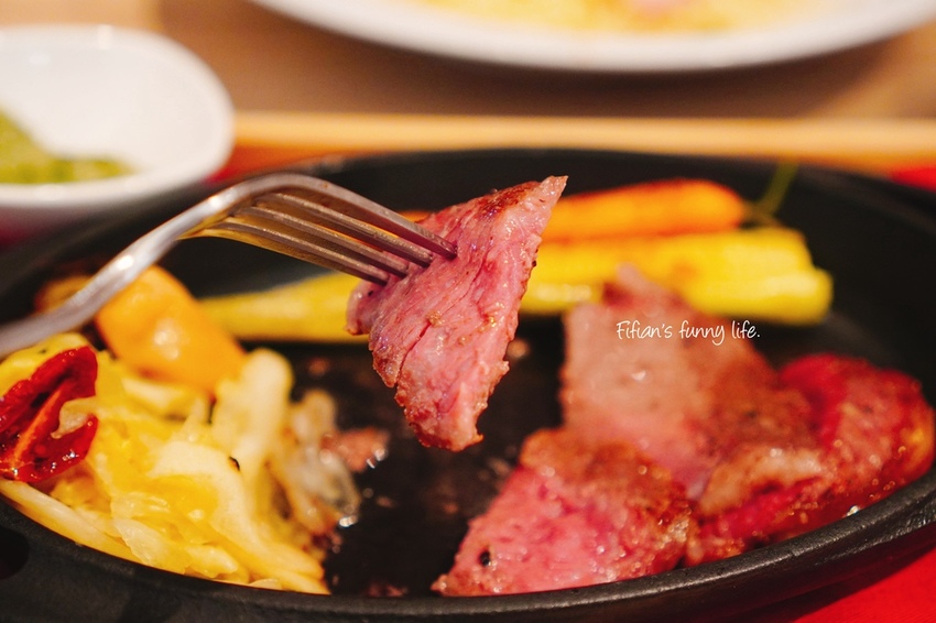 A13遠東百貨 bistro WAYO 乾式熟成肉牛排