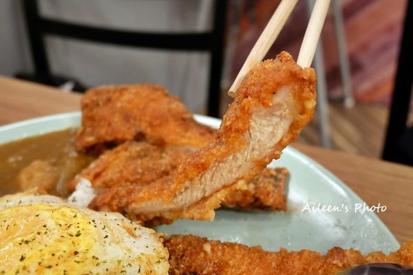 /tmp/phpe3GxS1 /tmp/phpe3GxS1