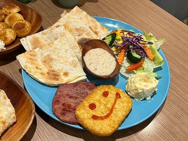 (板橋早午餐)早安公雞板橋新埔店~新菜單櫛瓜超好吃!大份量早 (板橋早午餐)早安公雞板橋新埔店~新菜單櫛瓜超好吃!大份量早