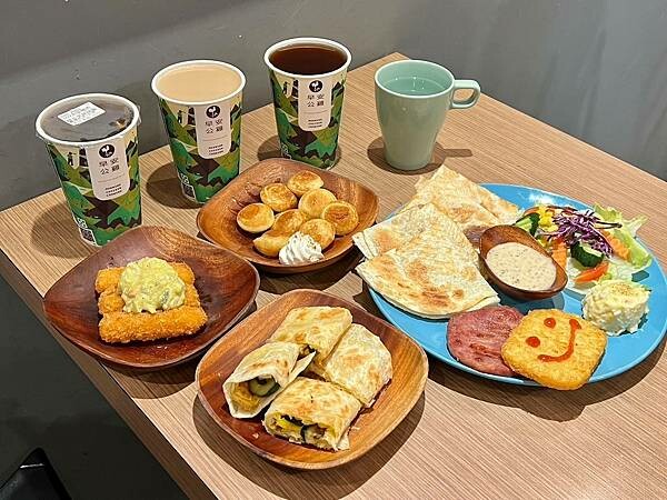 (板橋早午餐)早安公雞板橋新埔店~新菜單櫛瓜超好吃!大份量早 (板橋早午餐)早安公雞板橋新埔店~新菜單櫛瓜超好吃!大份量早