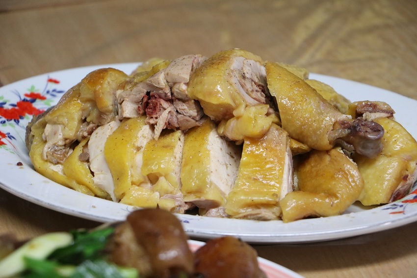 花蓮鳳林。徐穗堆廖快菸樓 大阪式菸樓 x 客家風味餐、香蒜豬腳、長豆干排骨湯