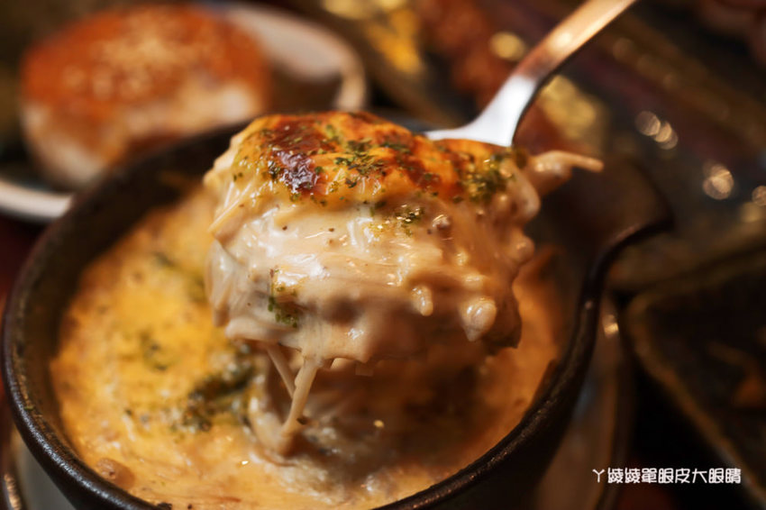 新竹居酒屋推薦醺築居酒屋!新竹科學園區附近美食,新竹宵夜平價居酒屋不用一千元就可以吃得很滿足