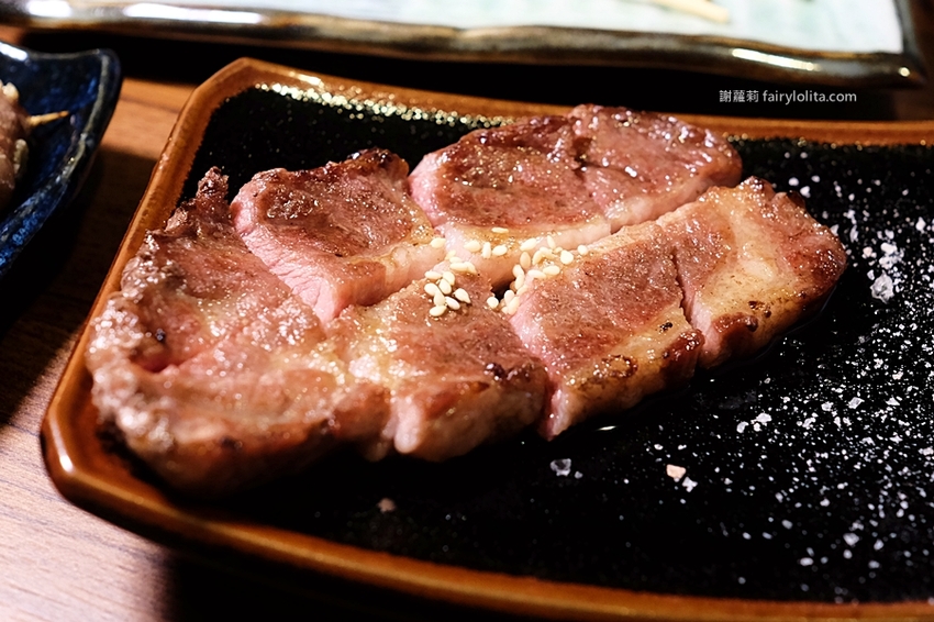 Mr.Q炭火小酒館。白天吃不到、晚上才營業,台北爆紅小酒館開到桃園來! @蹦啾♥謝蘿莉 La vie heureuse