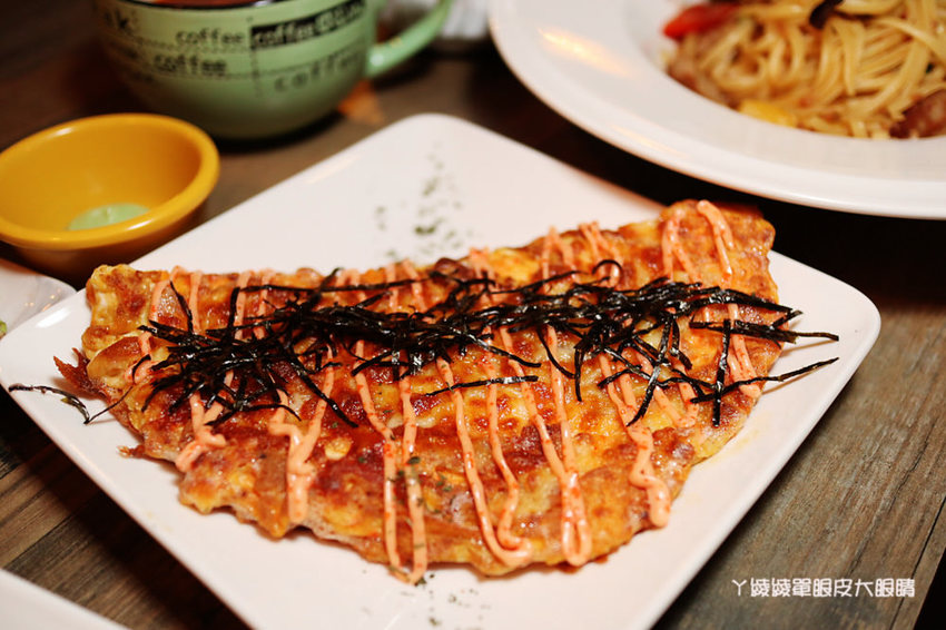 新竹大遠百附近美食推薦洋相餐酒館!新竹火車站附近宵夜美食,生啤酒299元無限暢飲,週四調酒買一送一