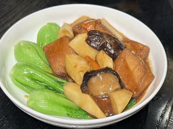 台北市中正區[台北美食] 辰園 台北喜來登大飯店 米其林餐盤推薦粵菜餐廳 必點燒鵝！#中正區善導寺美食 @蛋寶趴趴go