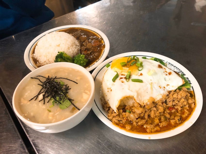 【捷運新埔站美食】迷路小巷食｜溫暖而美味的紅酒牛肉飯～感受到濃濃的台灣人情味