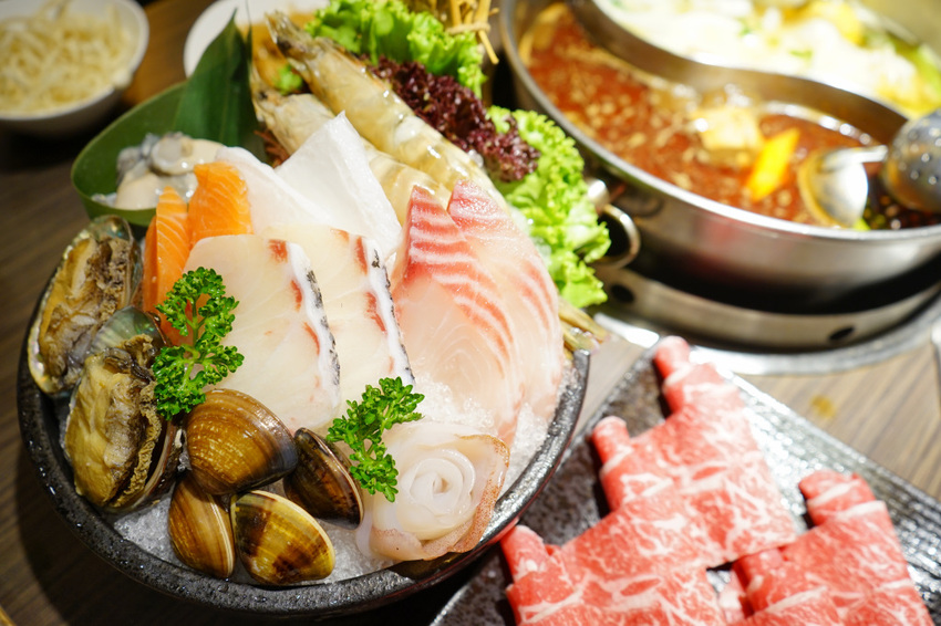 台北｜一兵一卒鍋物概念館 頂級VIP管家服務，海陸雙饗麻辣火鍋推薦！ - 奇奇一起玩樂趣