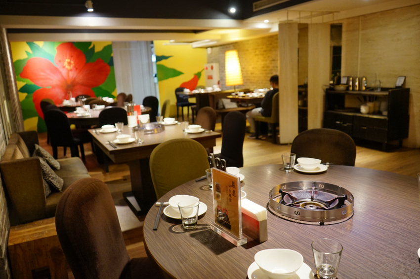 台北｜一兵一卒鍋物概念館 頂級VIP管家服務，海陸雙饗麻辣火鍋推薦！ - 奇奇一起玩樂趣