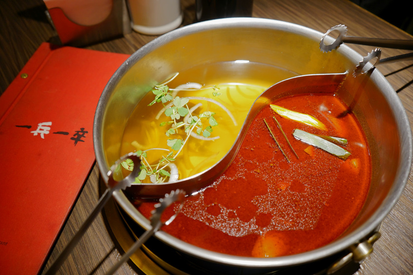 台北｜一兵一卒鍋物概念館 頂級VIP管家服務，海陸雙饗麻辣火鍋推薦！ - 奇奇一起玩樂趣