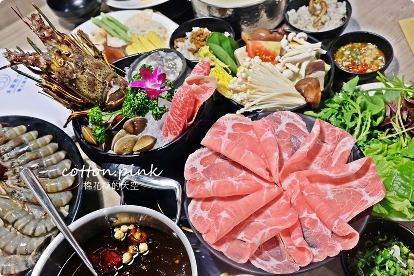 台中火鍋這家也有吃到飽耶！最低189元～超多青菜、菇類任你夾，滷肉飯、菌菇飯吃到飽，天圓地方職人鍋物真心超值！