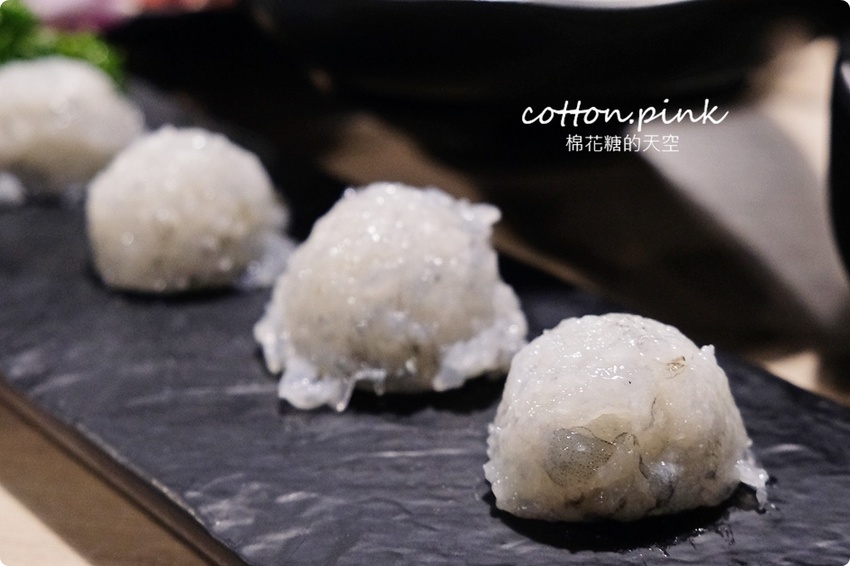 台中火鍋這家也有吃到飽耶！最低189元～超多青菜、菇類任你夾，滷肉飯、菌菇飯吃到飽，天圓地方職人鍋物真心超值！