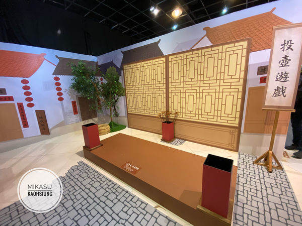 ∥高雄/遊.前鎮∥ 朝隈俊男のAnimal Life 穿越時代城 ๑夢時代展出 捷運X輕軌旅遊