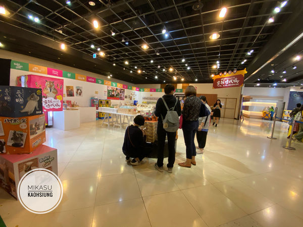 ∥高雄/遊.前鎮∥ 朝隈俊男のAnimal Life 穿越時代城 ๑夢時代展出 捷運X輕軌旅遊