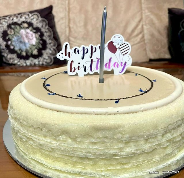 「9吋LADY M NEW YORK 伯爵紅茶千層蛋糕」(9 inches Birthday cake with Earl Gray Mille Crepes flavor from Lady M New York), Taipei, Taiwan, Mar, 27, 2021